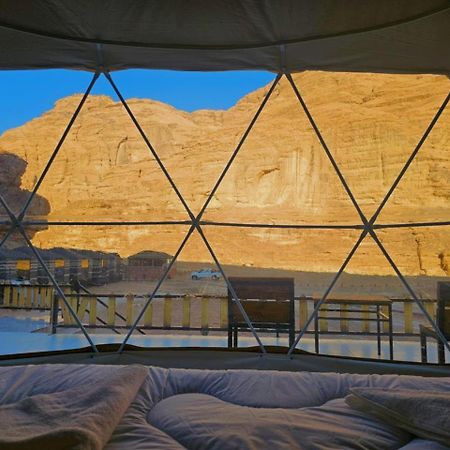 Hotel Sunrise Luxury Camp à Wadi Rum Extérieur photo