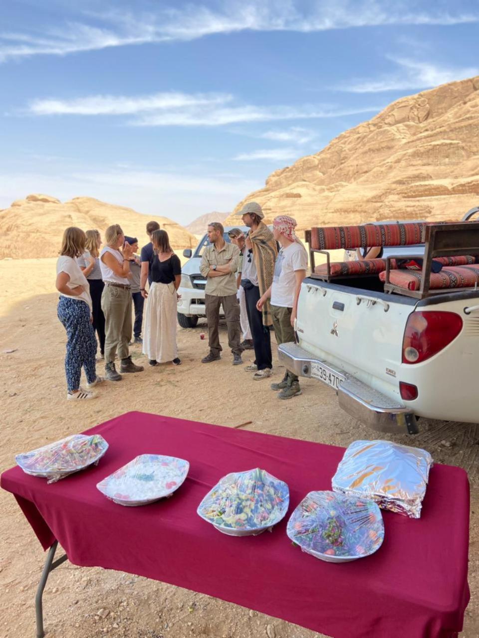 Hotel Sunrise Luxury Camp à Wadi Rum Extérieur photo