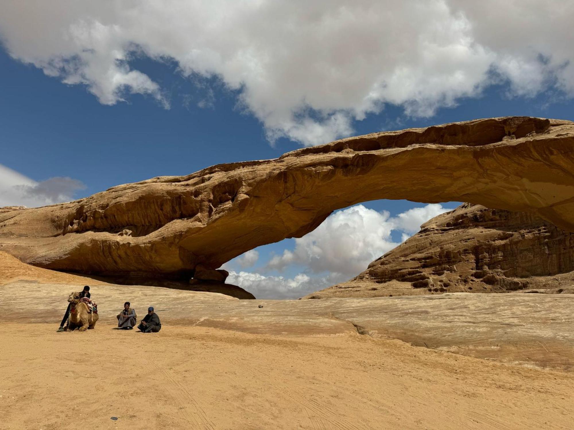 Hotel Sunrise Luxury Camp à Wadi Rum Extérieur photo