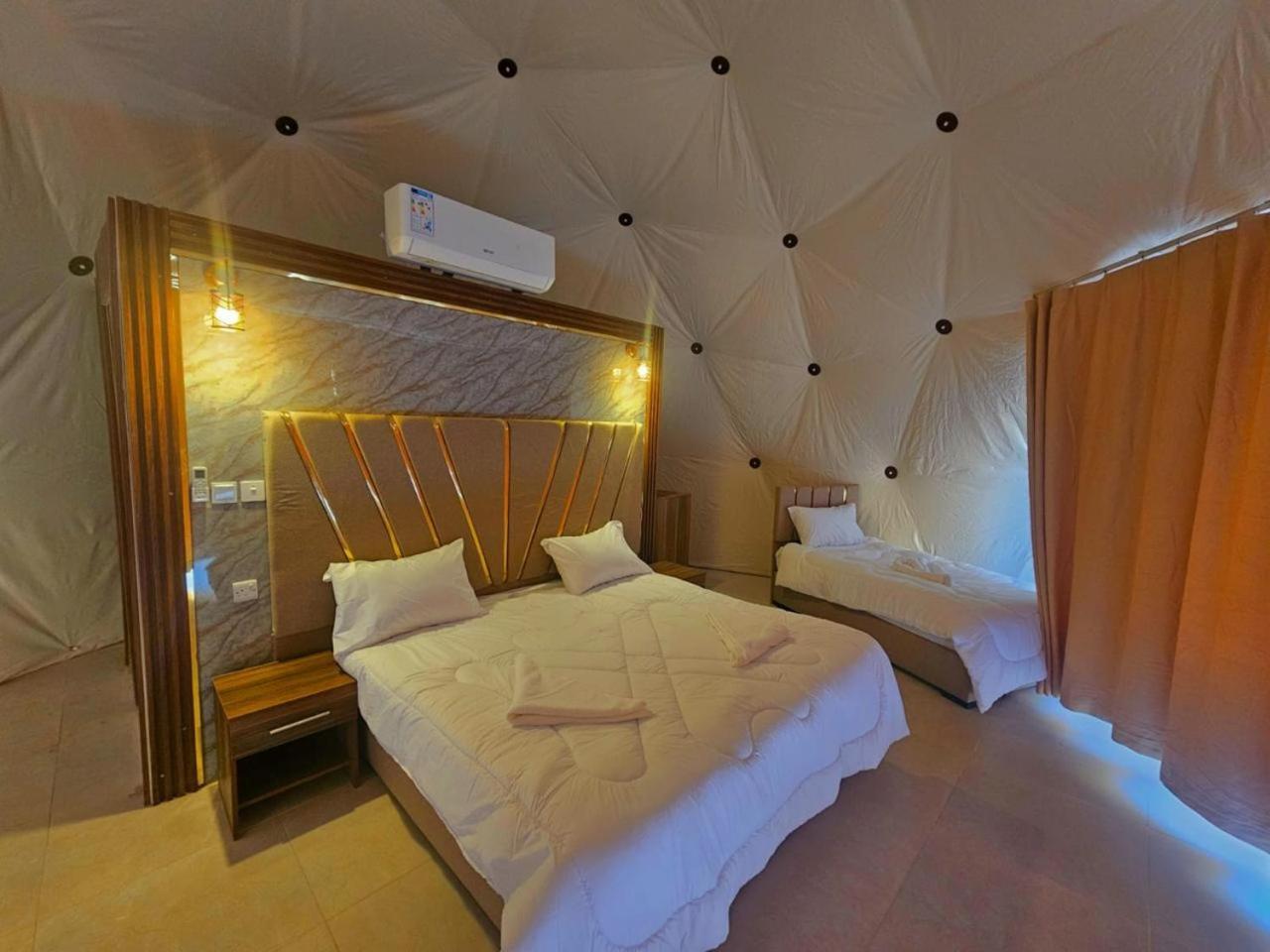 Hotel Sunrise Luxury Camp à Wadi Rum Extérieur photo
