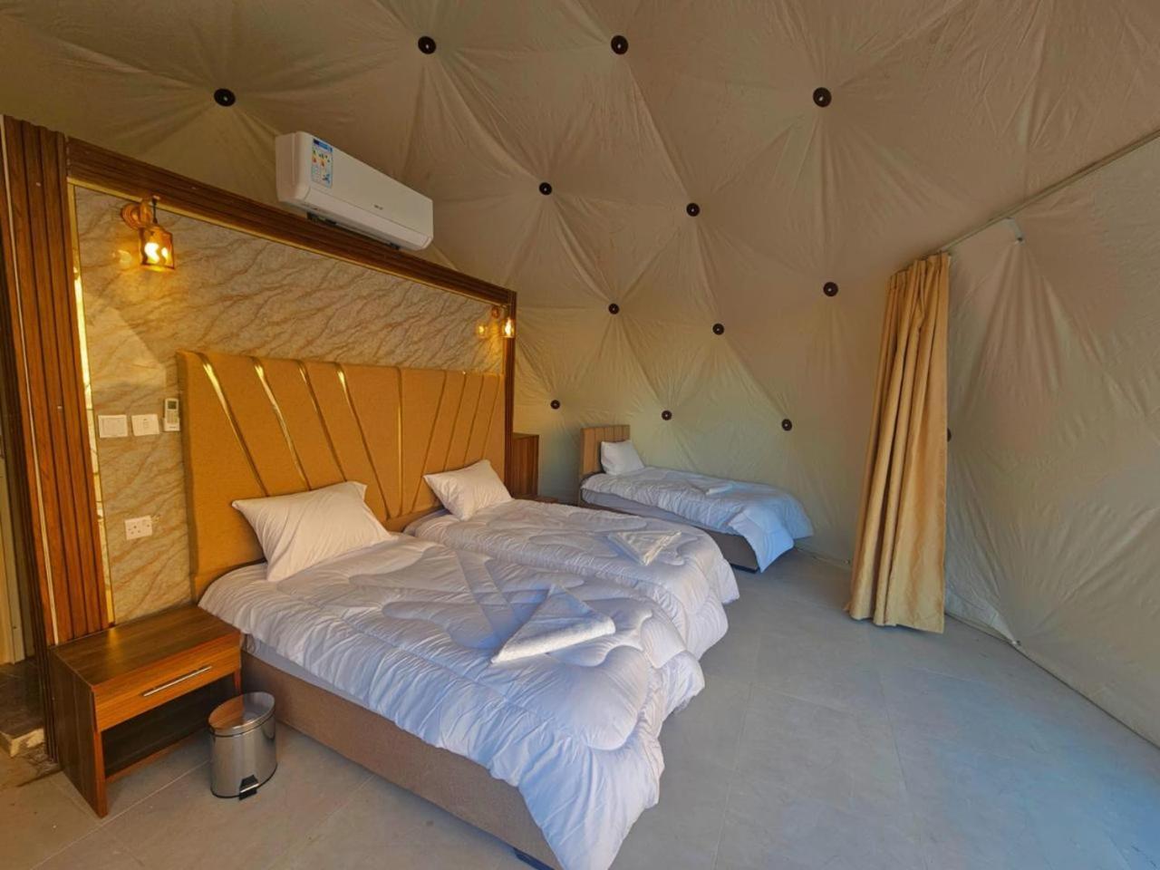 Hotel Sunrise Luxury Camp à Wadi Rum Extérieur photo