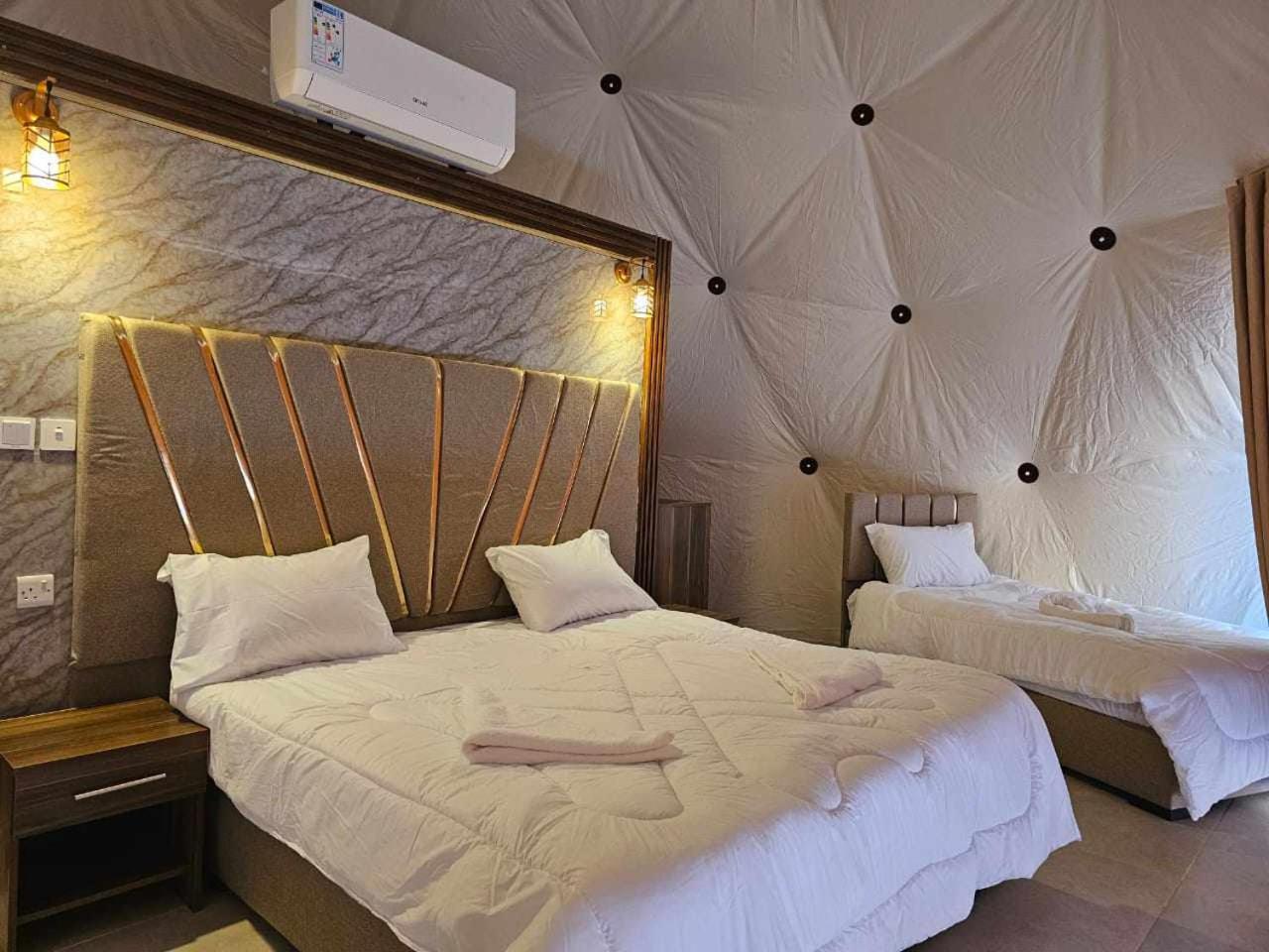 Hotel Sunrise Luxury Camp à Wadi Rum Extérieur photo